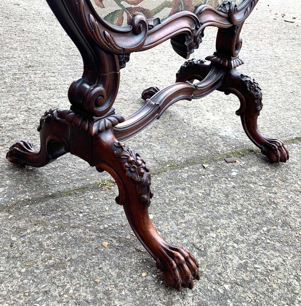 photo for sale 19th Century Fine Tapestry Firescreen In A Carved Walnut Fram