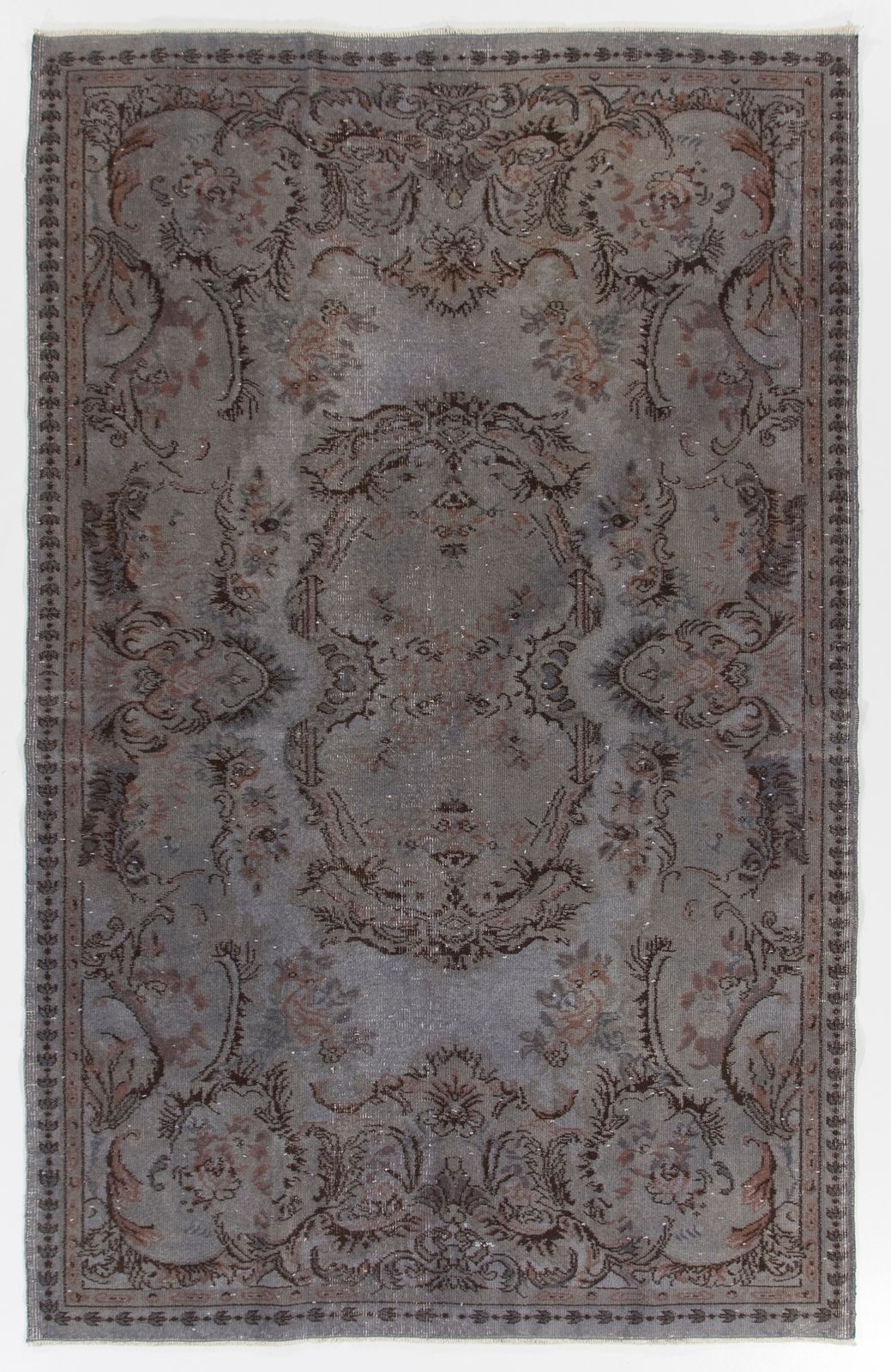 5.4x8.5 Ft Vintage Medallion Design Rug Overdyed In Gray, Handknotted In Turkey