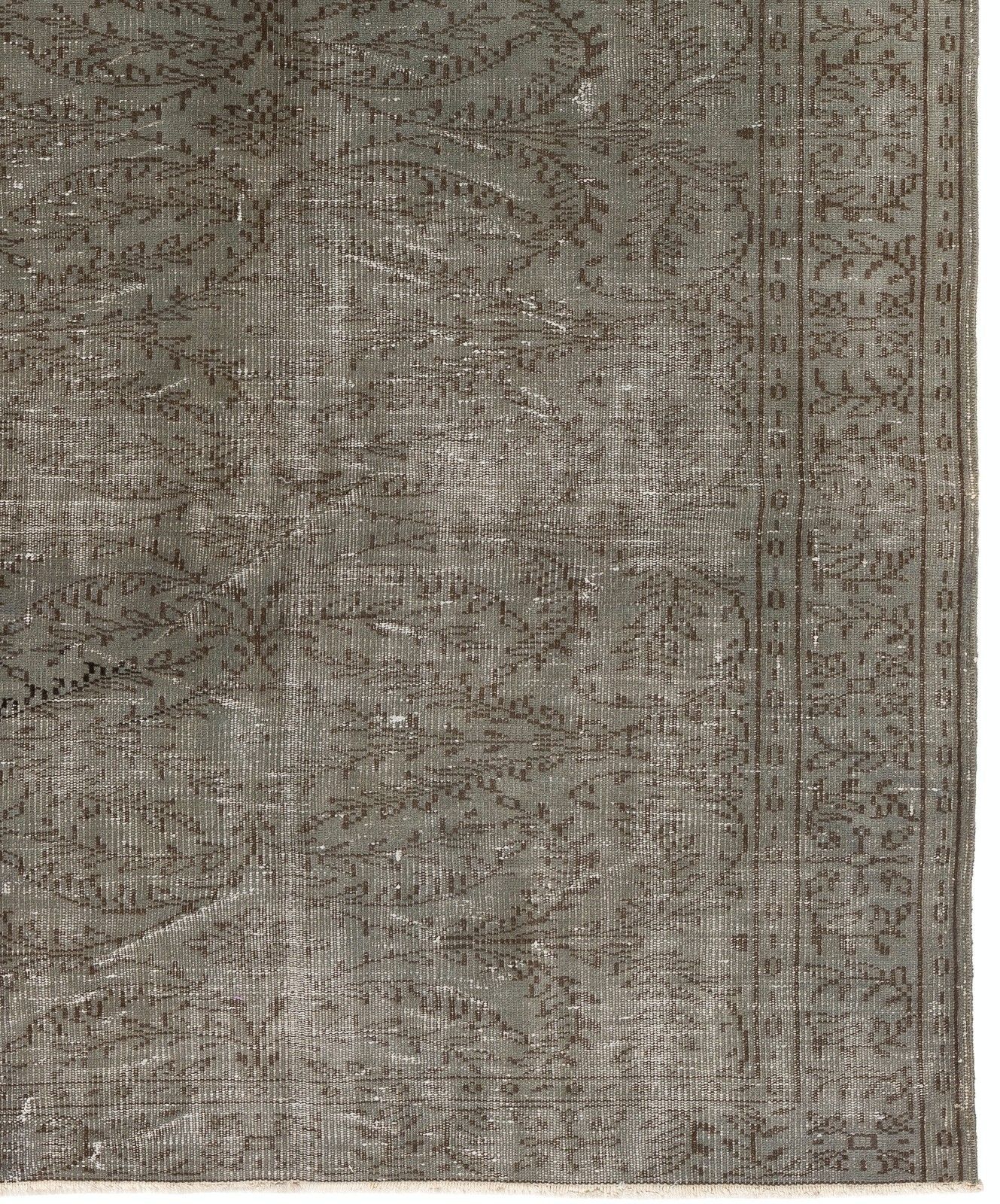 5.6x9 Ft Mid Century Handmade Turkish Wool Area Rug In Gray For Modern Interiors photo for sale