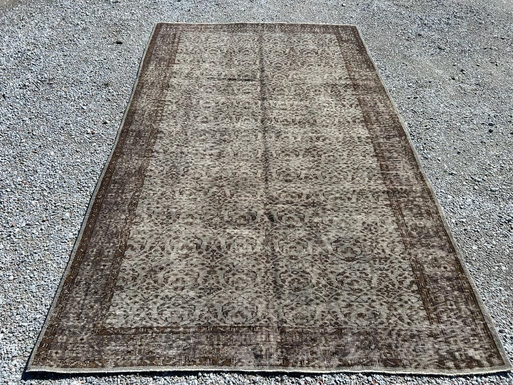 5.7x9 Ft Mid Century Floral Patterned Rug In Gray & Brown, Handknotted In Turkey photo Textiles