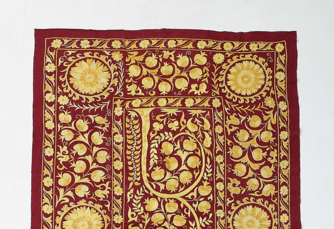 4.8x7 Ft Central Asian Suzani Textile, Silk Embroidered Bed Cover, Wall Hanging photo furniture