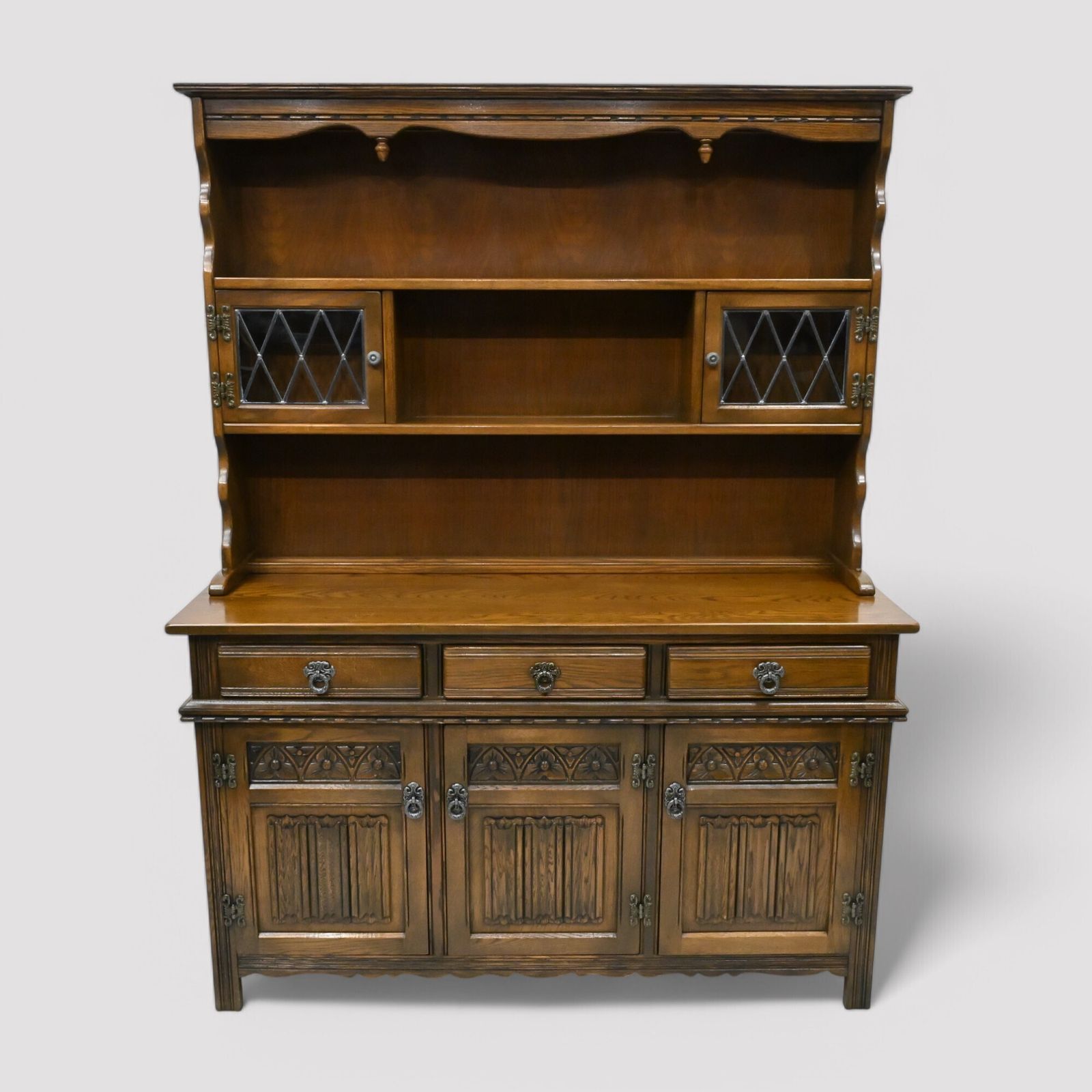 Old Charm Oak Dresser In Light Oak Finish Tudor Style 4ft 6" W Free Uk Delivery