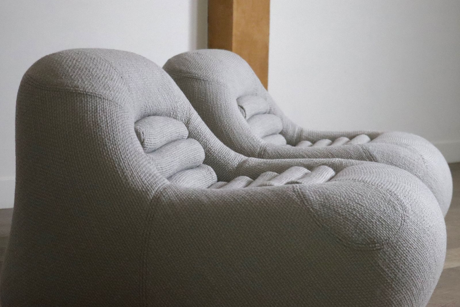 Pair Of Carrera Lounge Chairs By De Pas D’urbino & Lomazzi For Bbb Bonacina photo Furniture