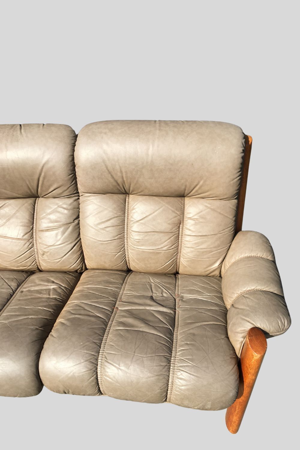 Mid Century Norwegian Beige Leather 2 Seater Sofa By Ekornes, 1970s Matching Chair Also Available. photo 400.0