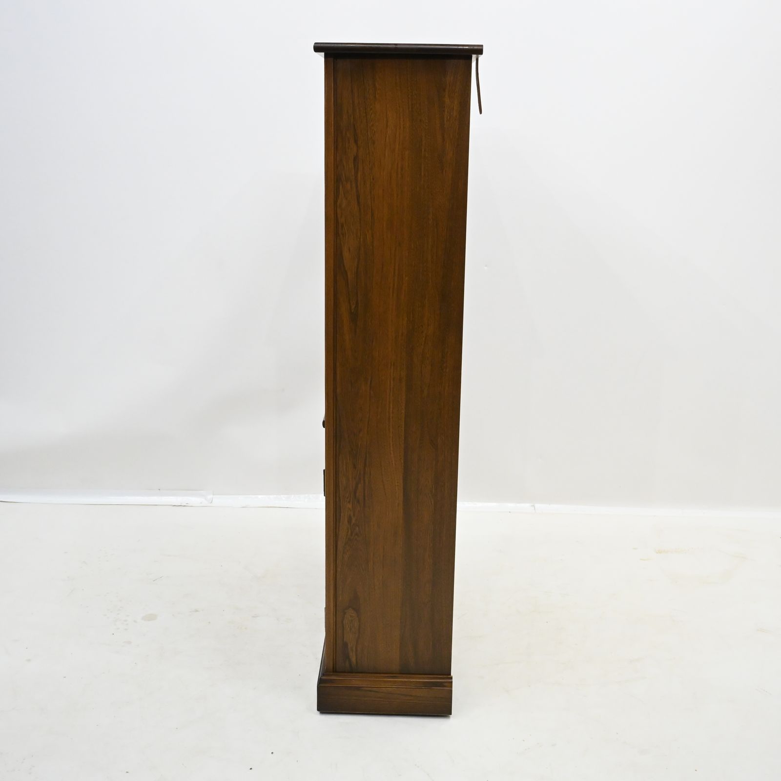 547.0 Ercol Bookcase 2 Shelves Ercol's Golden Dawn Finish Free Uk* Delivery photo