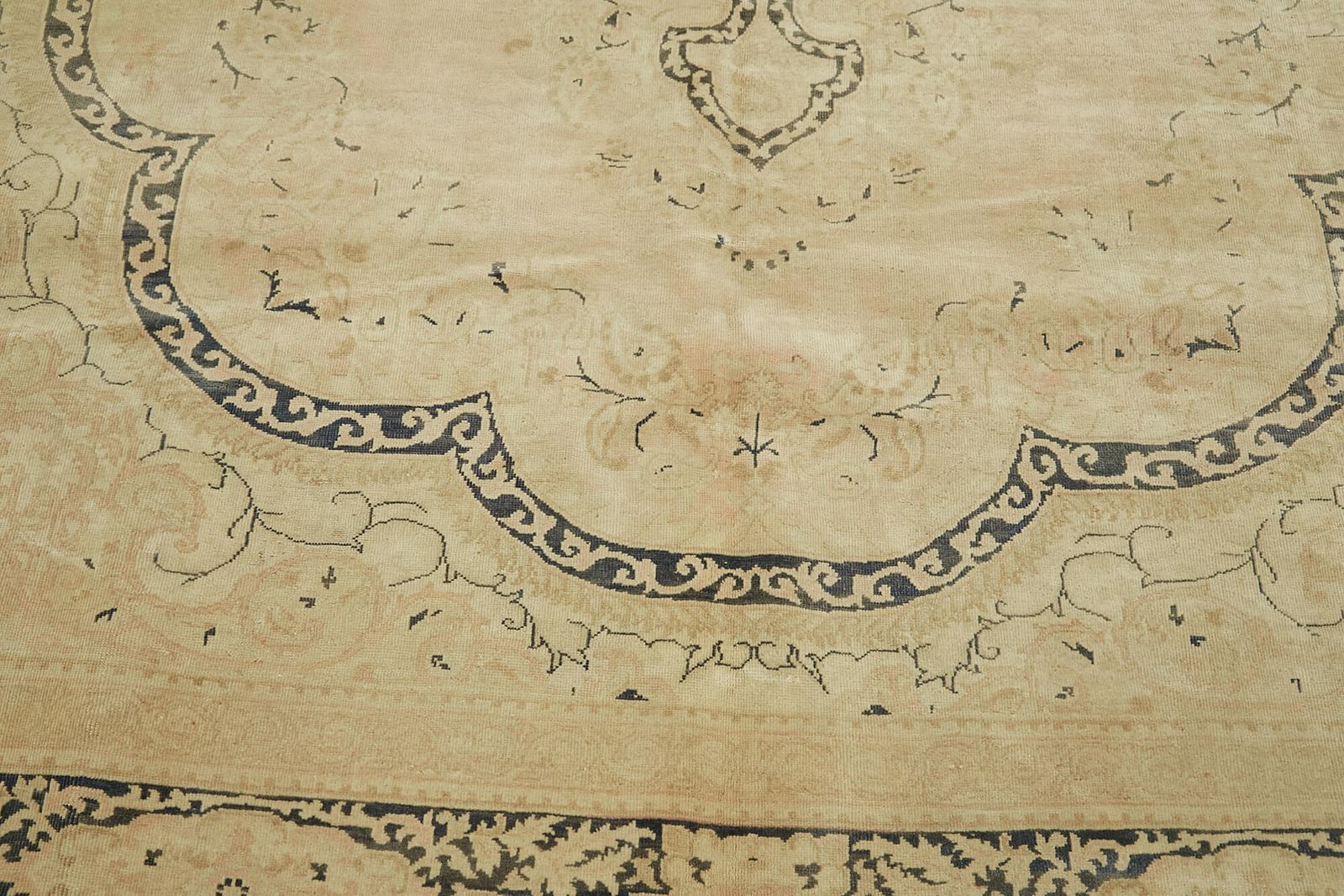 photo for sale Handmade Beige Vintage Large Area Rug  242 Cm X 327 Cm