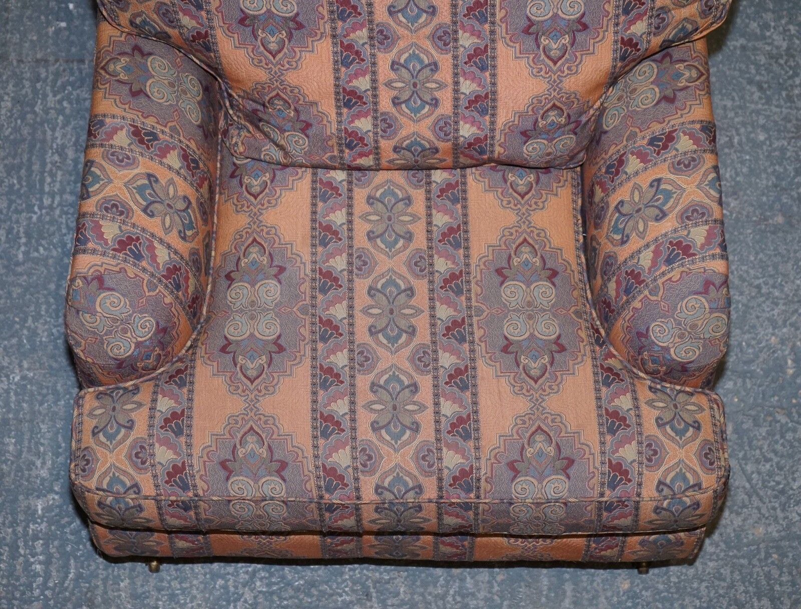 photo for sale Lovely Multiyork Countryhouse Removable Fabric Howard Arm Style Lounge Armchair