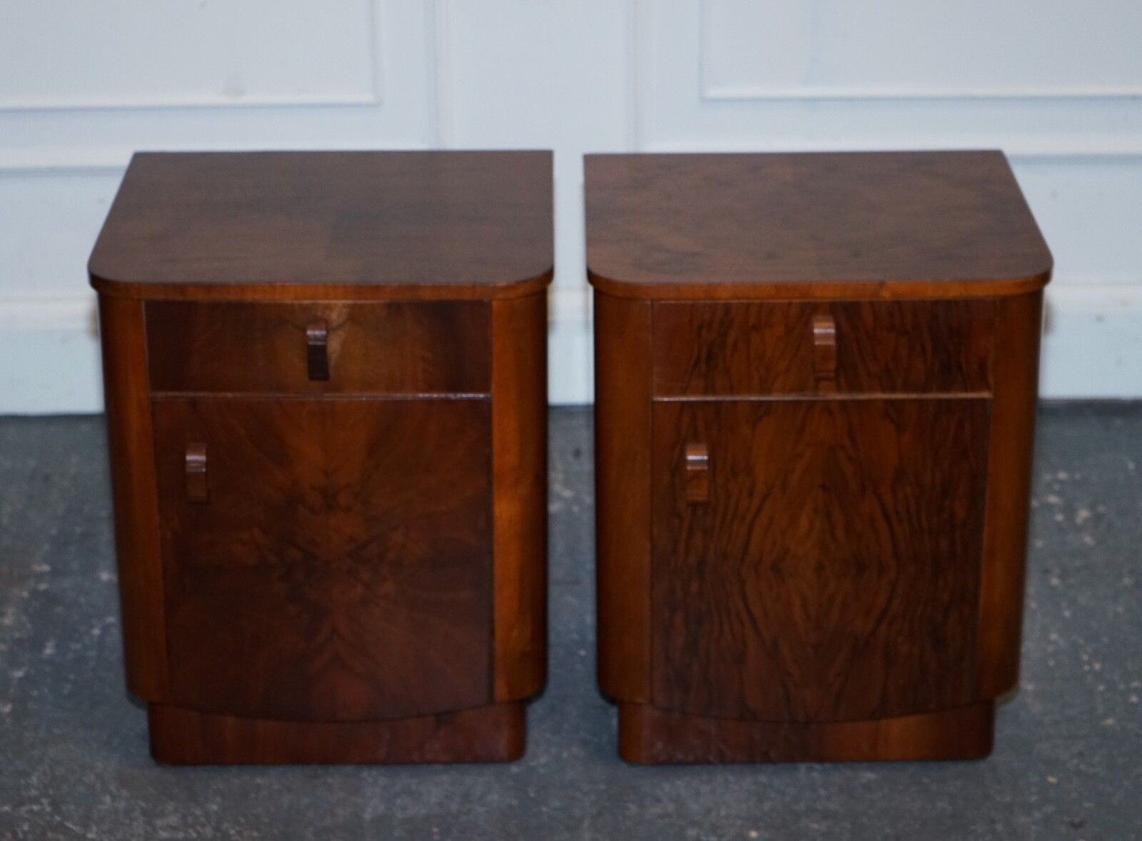 Pair Of 1930's Art Deco Burr Walnut Bedside Tables Nightstands Drawer & Cupboard photo 1150.0