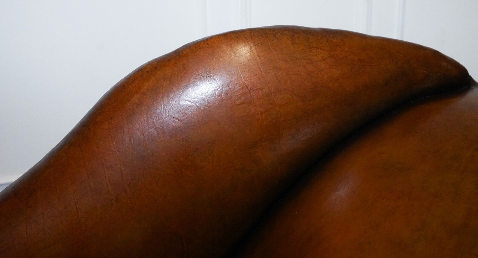 photo furniture Antique Restored Victorian Brown Leather Hand Dyed Chaise Lounge Settee