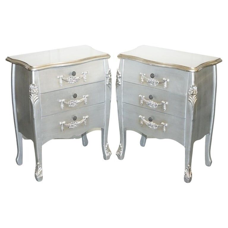 Lovely French Grey Silver Baroque Style 3 Drawer Bedside Tables Chest Of Drawers