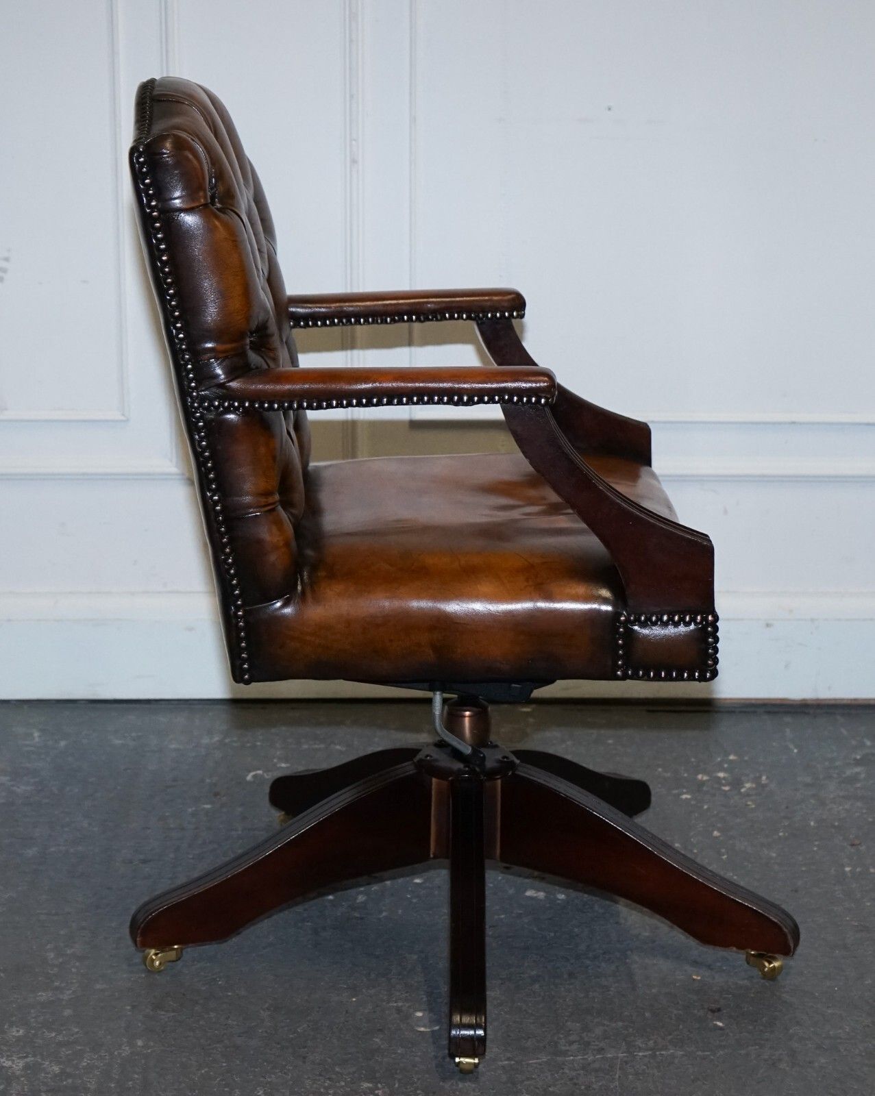 2450.0 Rare Cigar Brown Leather Chesterfield Directions Conference Leather Chair photo