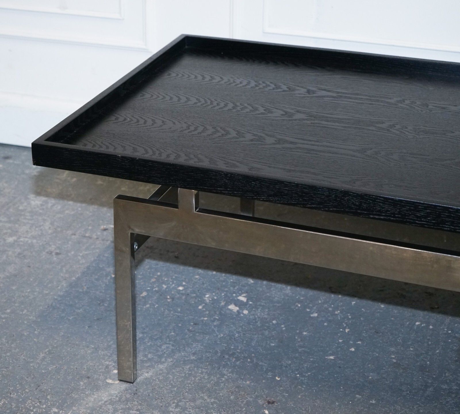 Casa Padrino Art Deco Style Black Top And Stainless Steel Coffee Table photo vinterior