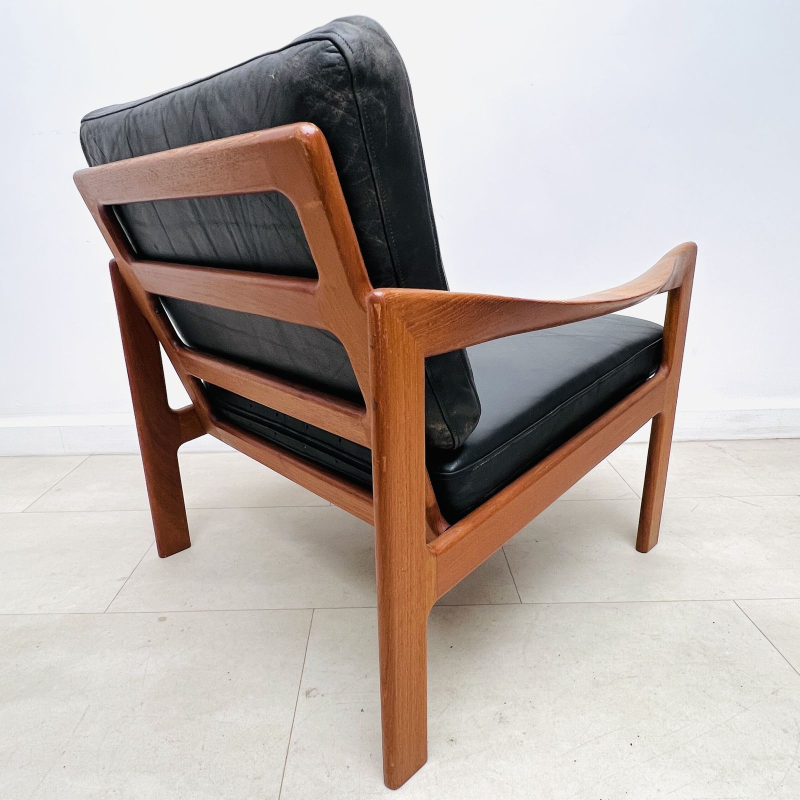 photo for sale Danish Lounge Chair And Sofa By Illum Wikkelsø