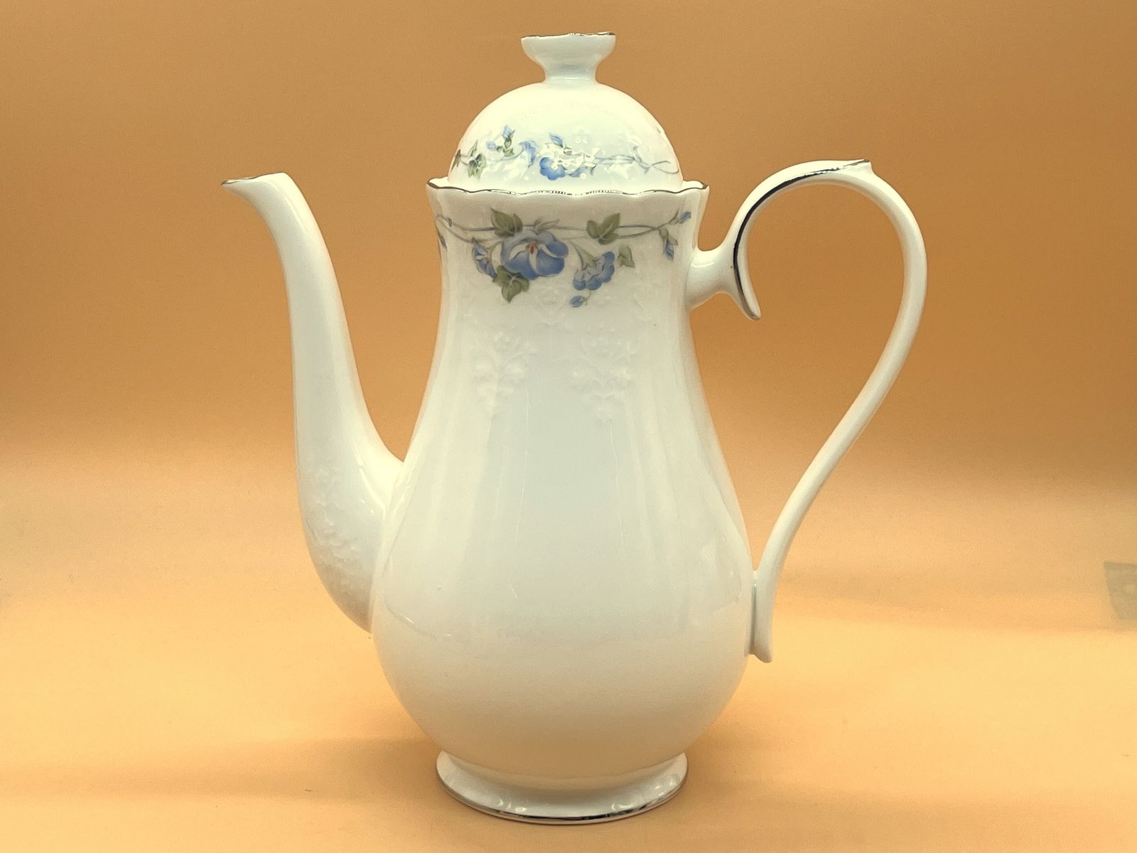 Royal Albert China For All Seasons Morning Flower Design 2 Pint Capacity Coffee Pot. C1984.