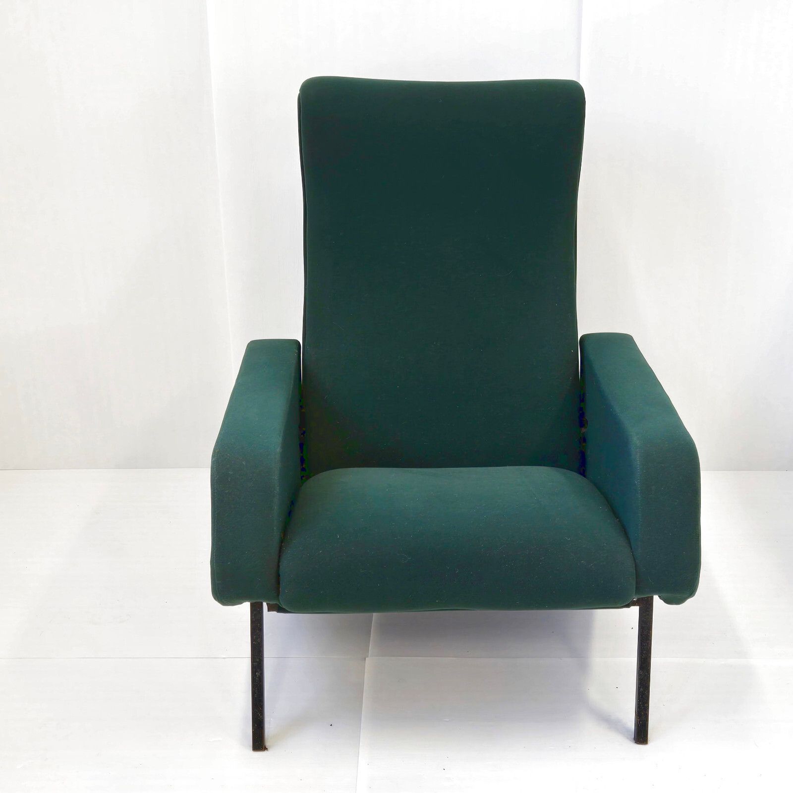 photo for sale Vintage 1960s Guariche Stone Trelax Armchair For Meurop 60s Jersey & Metal