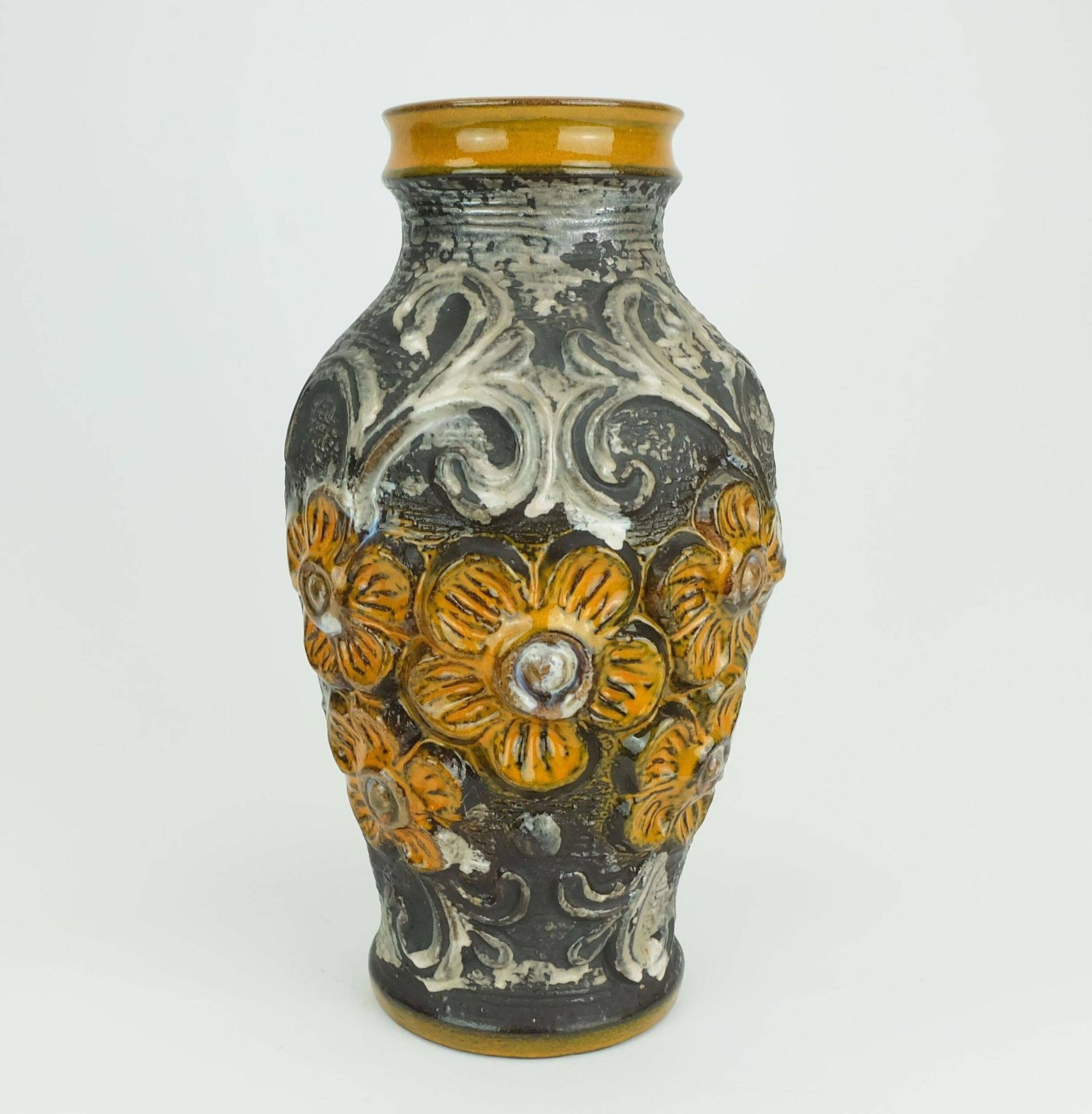 Mid Century Vase Carstens Model 7161 30 Flower Relief Decor photo furniture