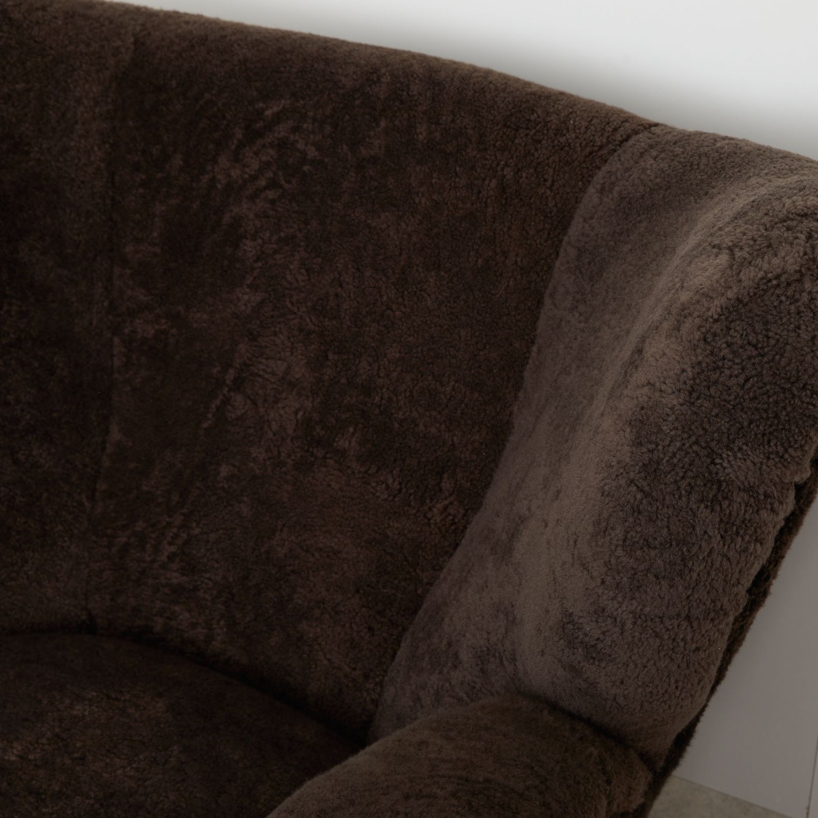 photo furniture Märta Blomstedt 'Aulanko' Armchair Hämeenlinna, Finland, 1940s