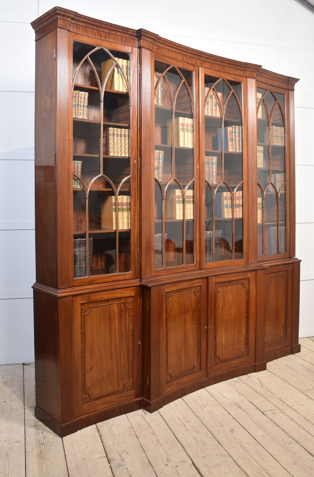 photo vinterior Regency Mahogany Library Bookcase