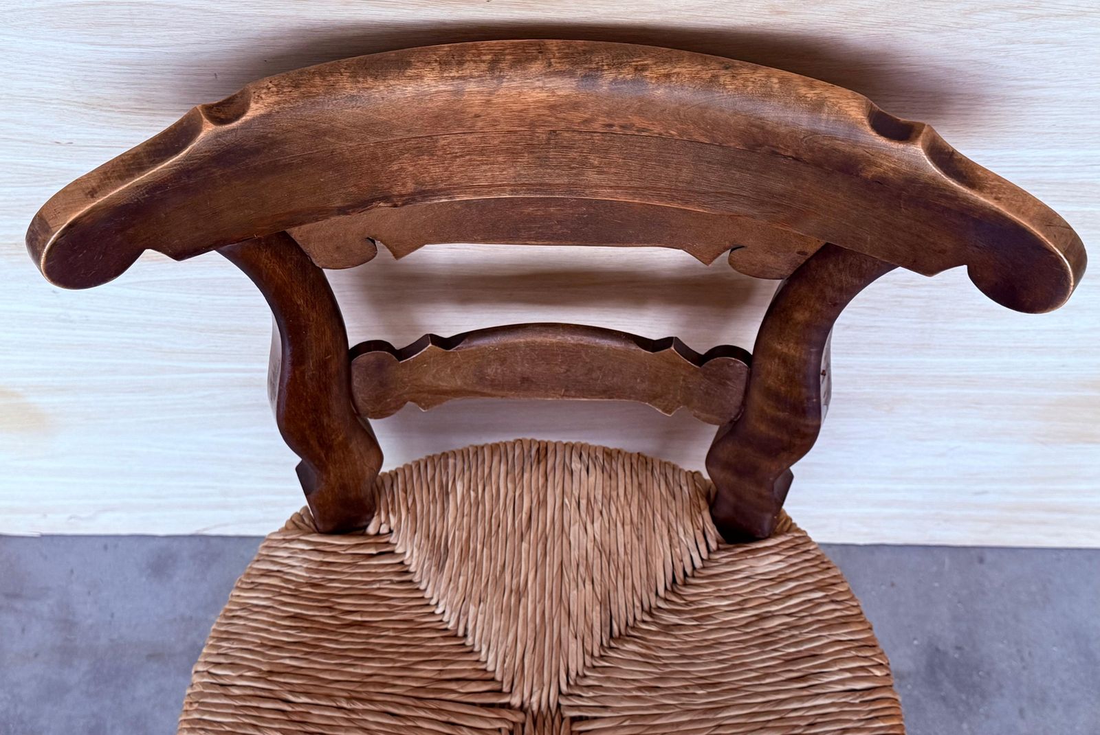 4749.0 Ensemble de six chaises de salle à manger d'époque, assises en cannage large, Espagne, XIXe siècle photo