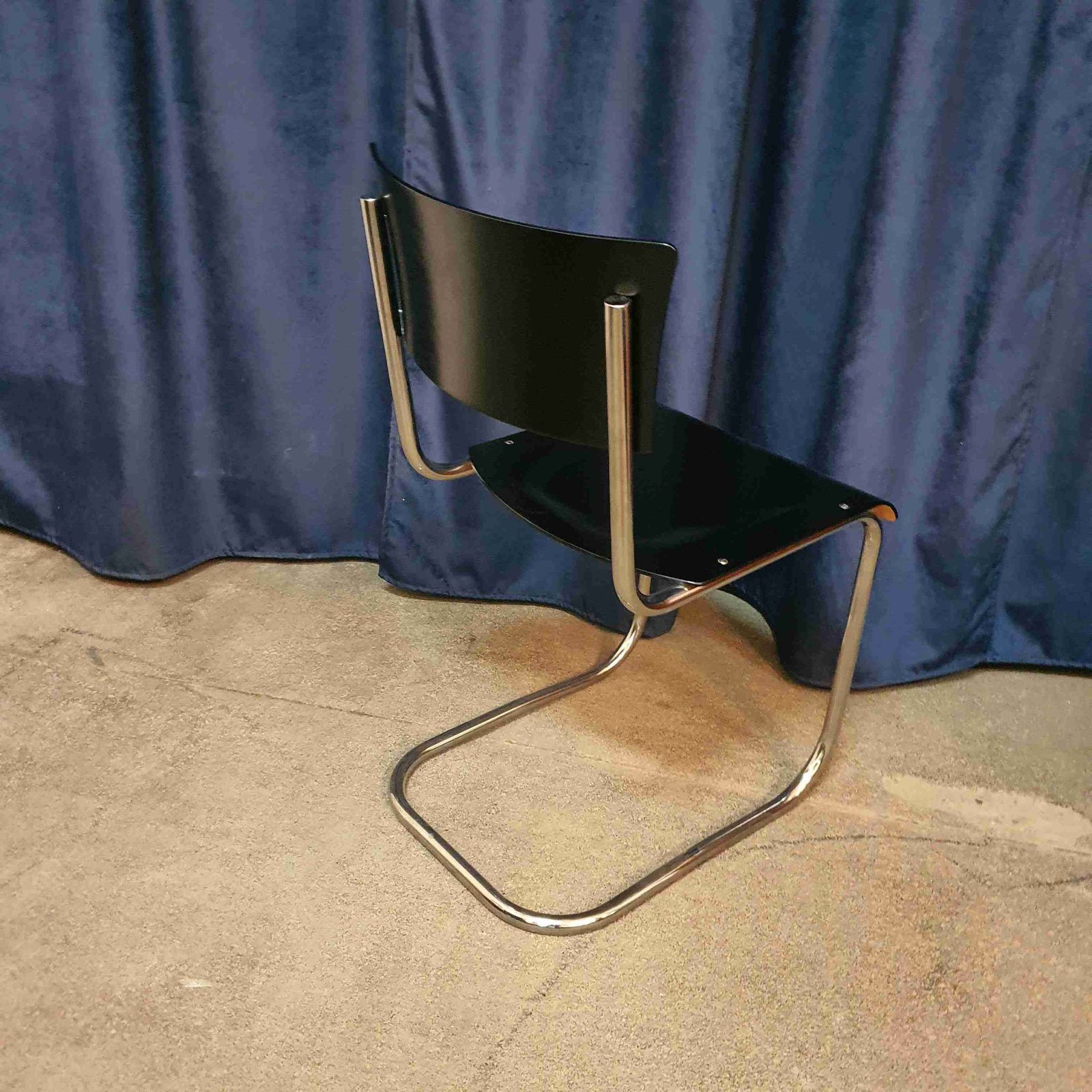 Tubular Chair, Mart  Stam photo 390.0