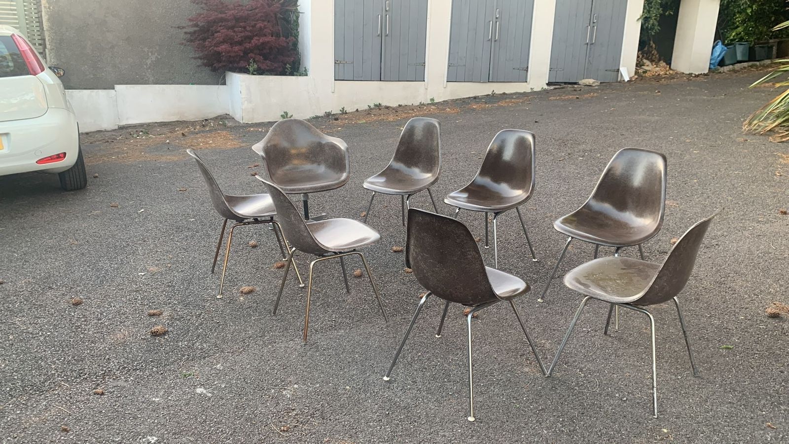 Herman Miller Eames Fibre Glass And Chrome Chairs