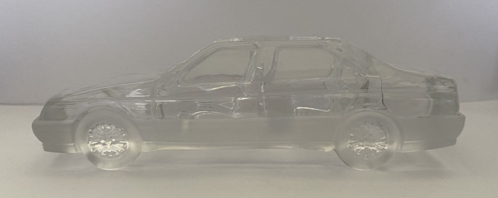 Daum France, Alfa Romeo 164 Lead Crystal Desktop Model, 1/20th Scale photo 85.0