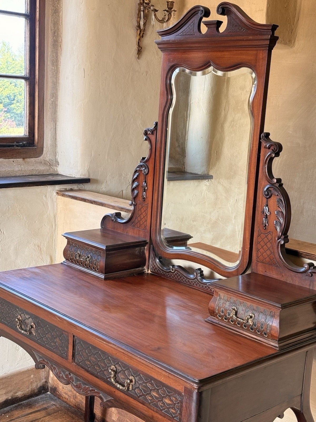 999.0 Fine  English Victorian Antique Mahogany Carved Dressing Table By Maple Co photo