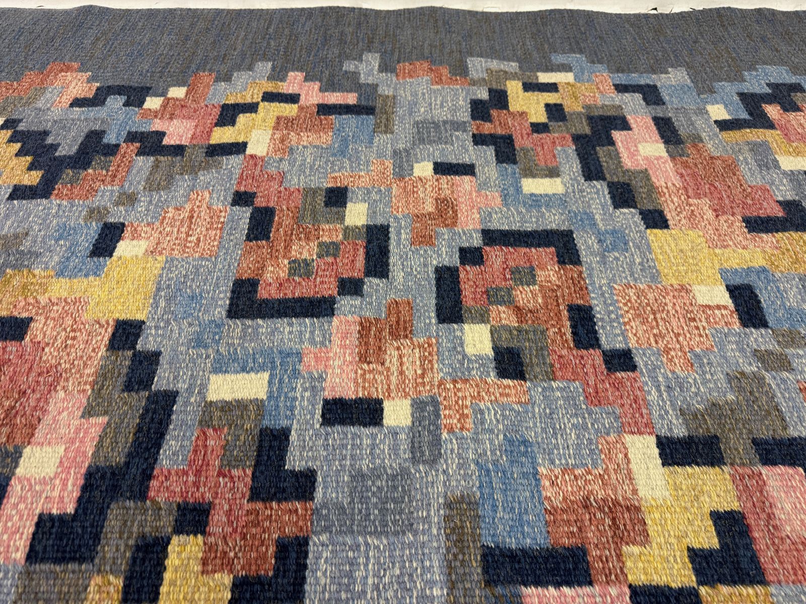 Handwoven Wool Flatweave Rölakan Korall Rug By Erik Lundberg, Sweden, 1960s photo vintage