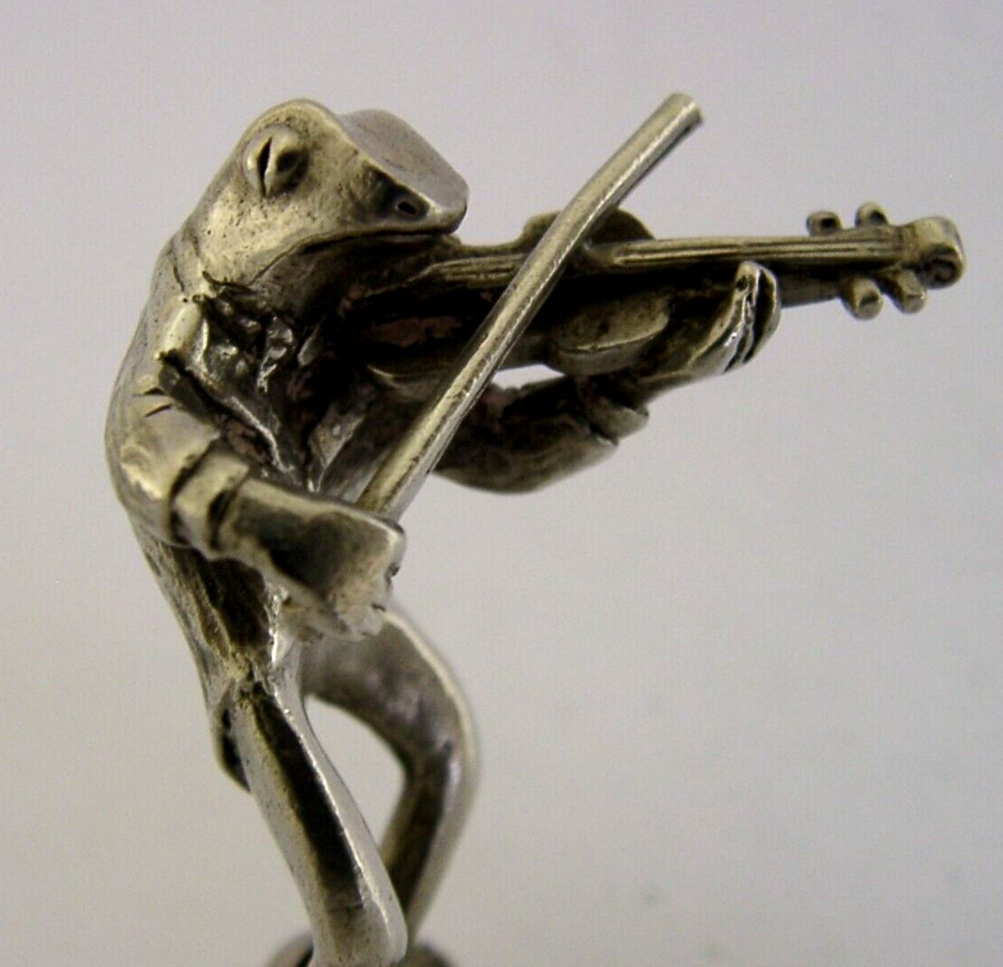Sterling Silver Animal Frog Playing Violin Menu Holder London 1989 Novelty photo furniture