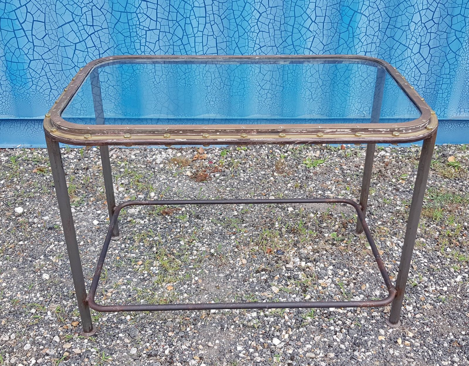 Table With Old Brass Ship's Porthole With Iron Base / 110 X 70 X 76 Cm photo Furniture