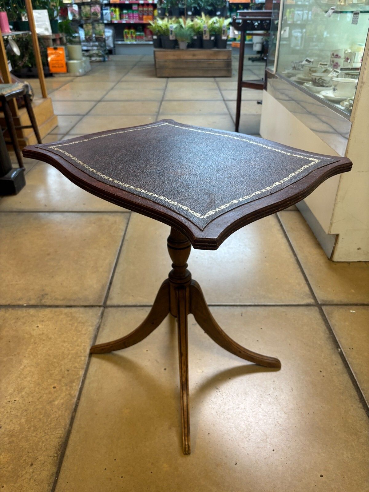 Antique Mahogany Occasional Table With Leather Top photo 75.0