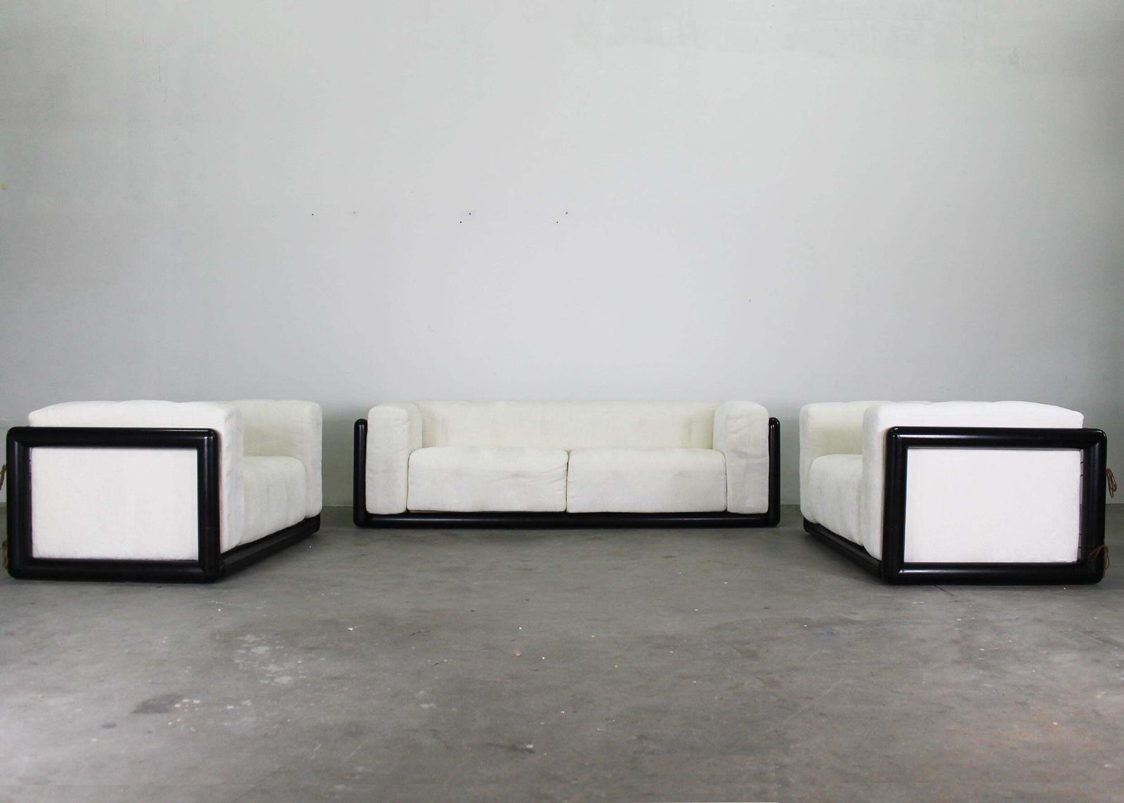 Carlo Scarpa Cornaro Living Room Set In Lacquered Wood And Fabric By Gavina 1970 photo furniture
