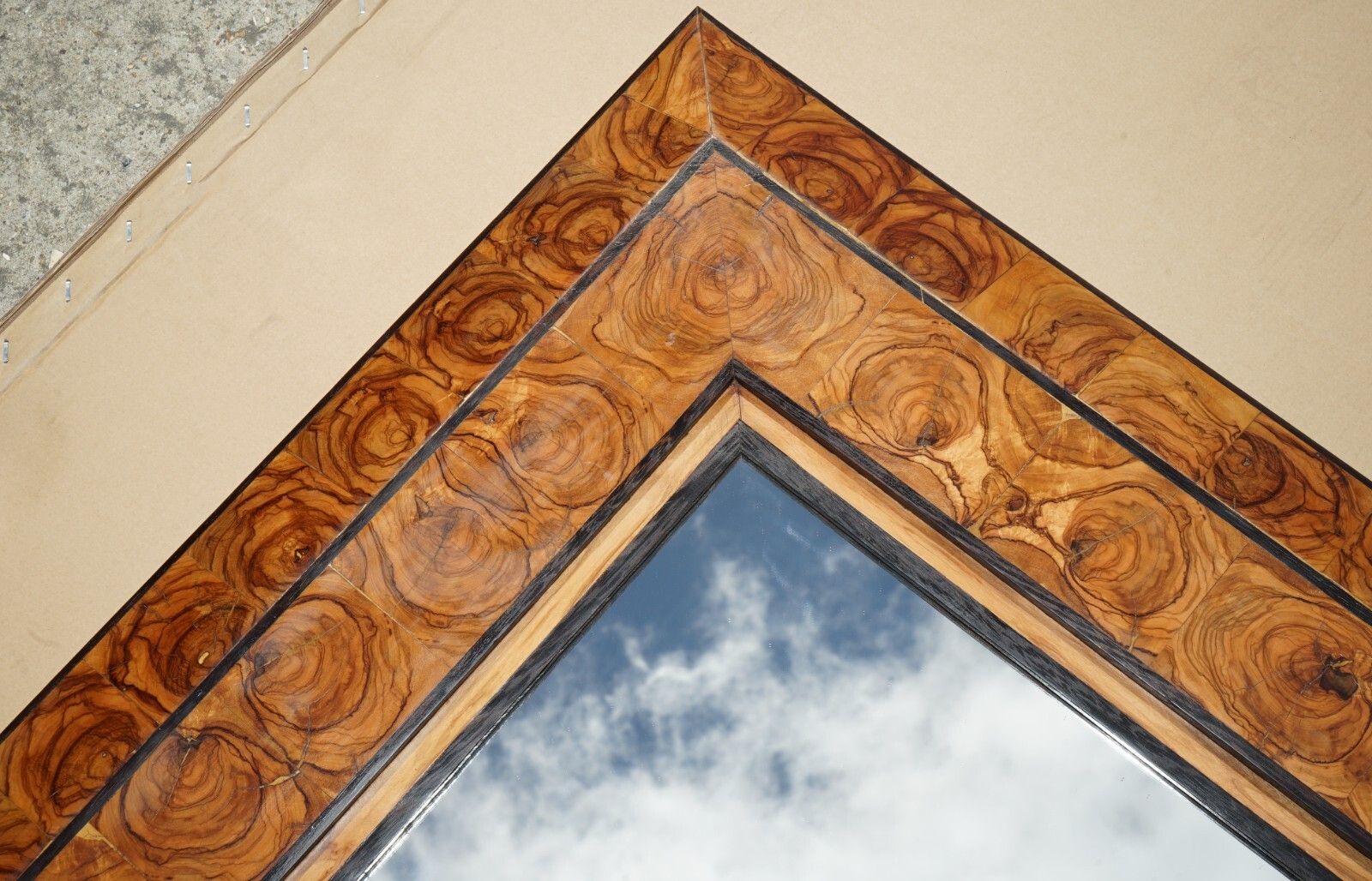 Large Exquisite Cushion Framed Oyster Laburnum Wood Wall Mirror Sublime Patina photo vinterior
