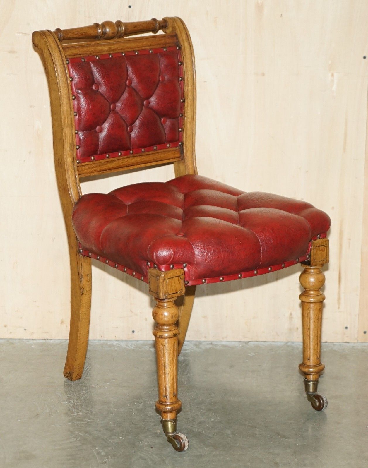 Five Antique Holland & Son's Attributed Dining Chairs With English Oak Frames 5 photo for sale