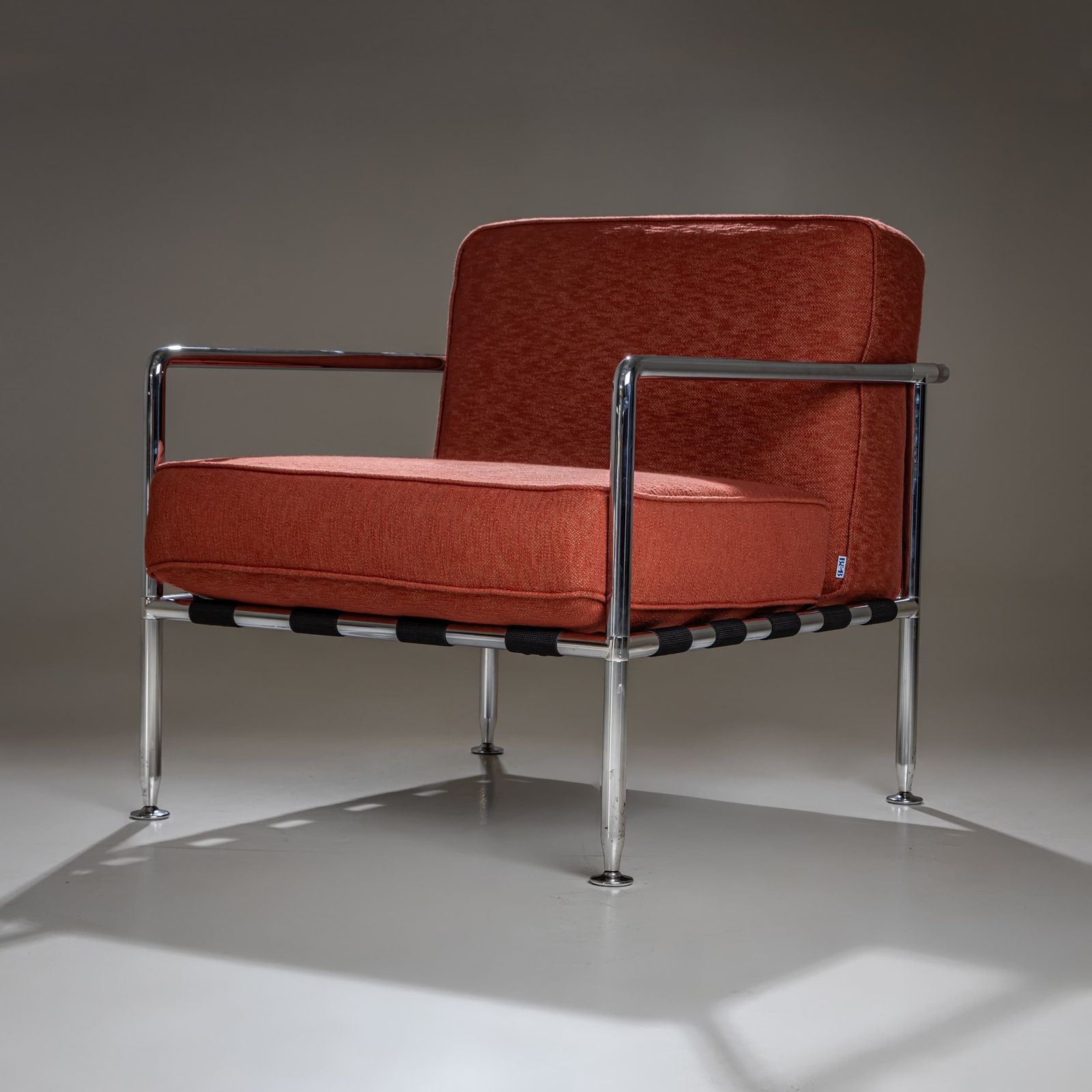 photo furniture Pair Of Armchairs By B&B Italia, Late 20th Century