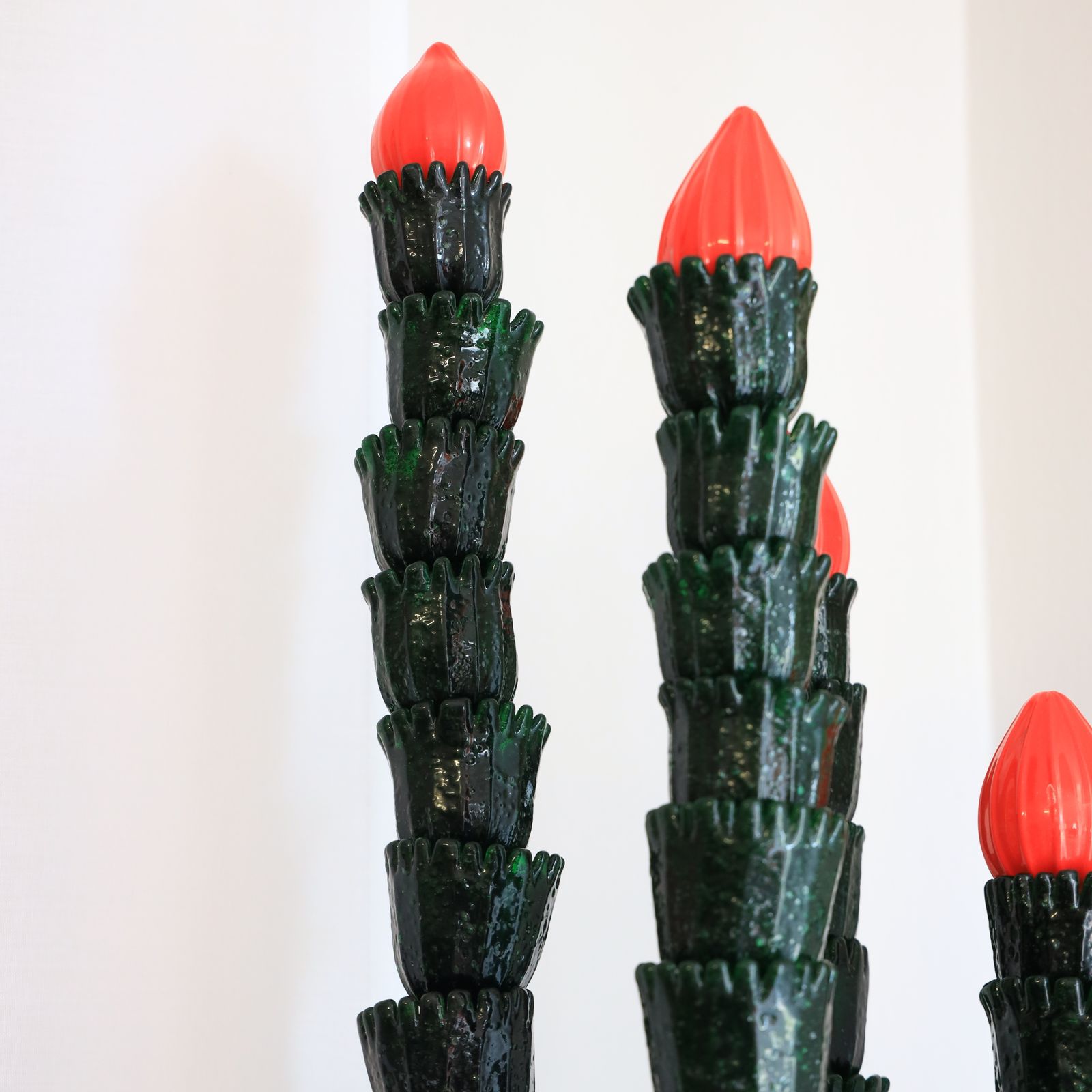 Scultura Cactus In Vetro Pulegoso Verde Con Fiori Rosso Corallo, Attribuita A Napoleone Martinuzzi Per Venini photo buy