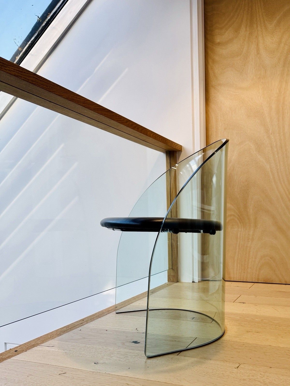 1980s Glass Framed Chair By Fiam Of Italy In The Style Of Louis Dierra photo vinterior
