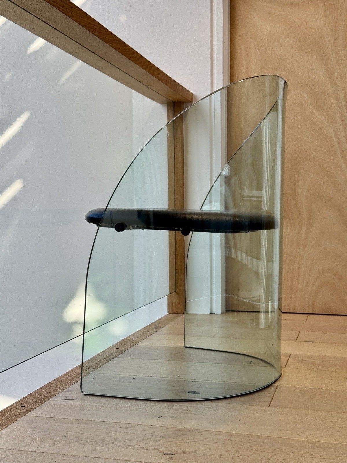photo for sale 1980s Glass Framed Chair By Fiam Of Italy In The Style Of Louis Dierra