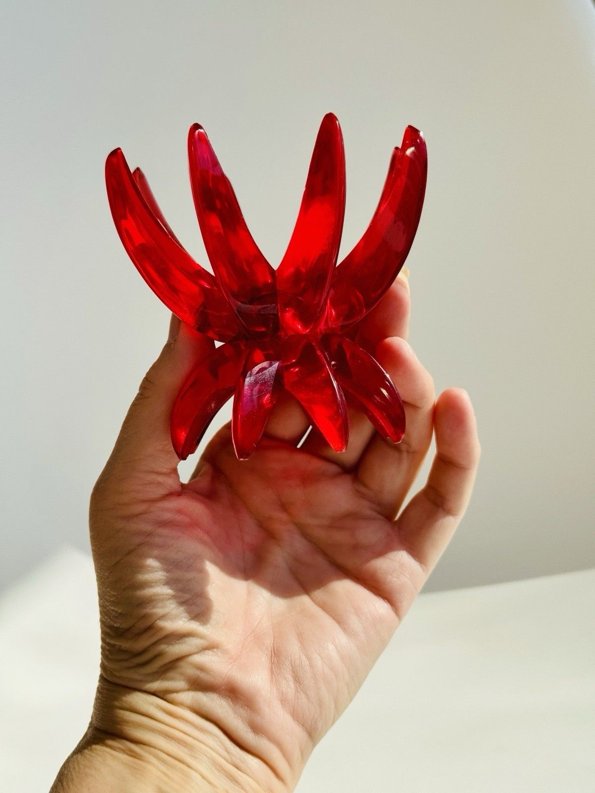 photo vintage 2 Red Lucite 1960’s Friedel Ges Gesch Lotus Candlesticks Germany Space Age