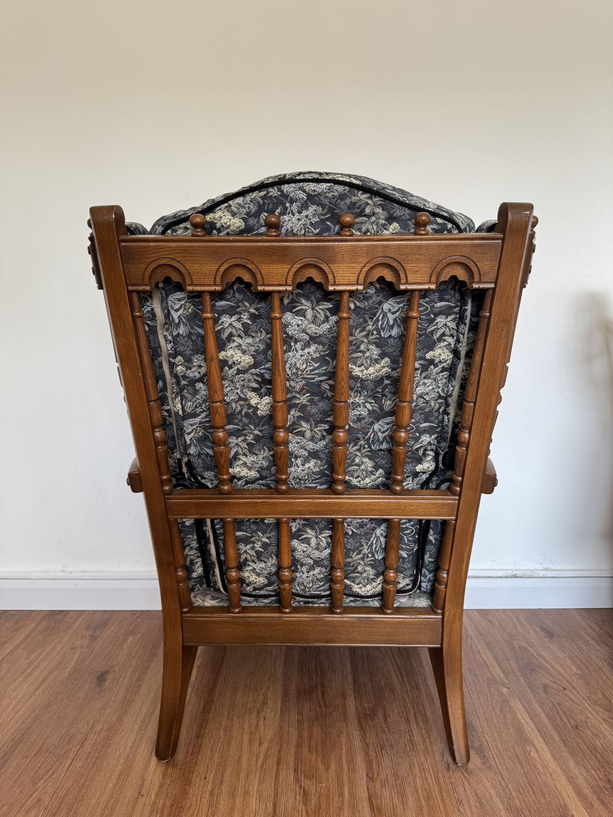 Ercol 2 Wingback Armchairs Yorkminster In Golden Dawn Finish Suite photo vinterior