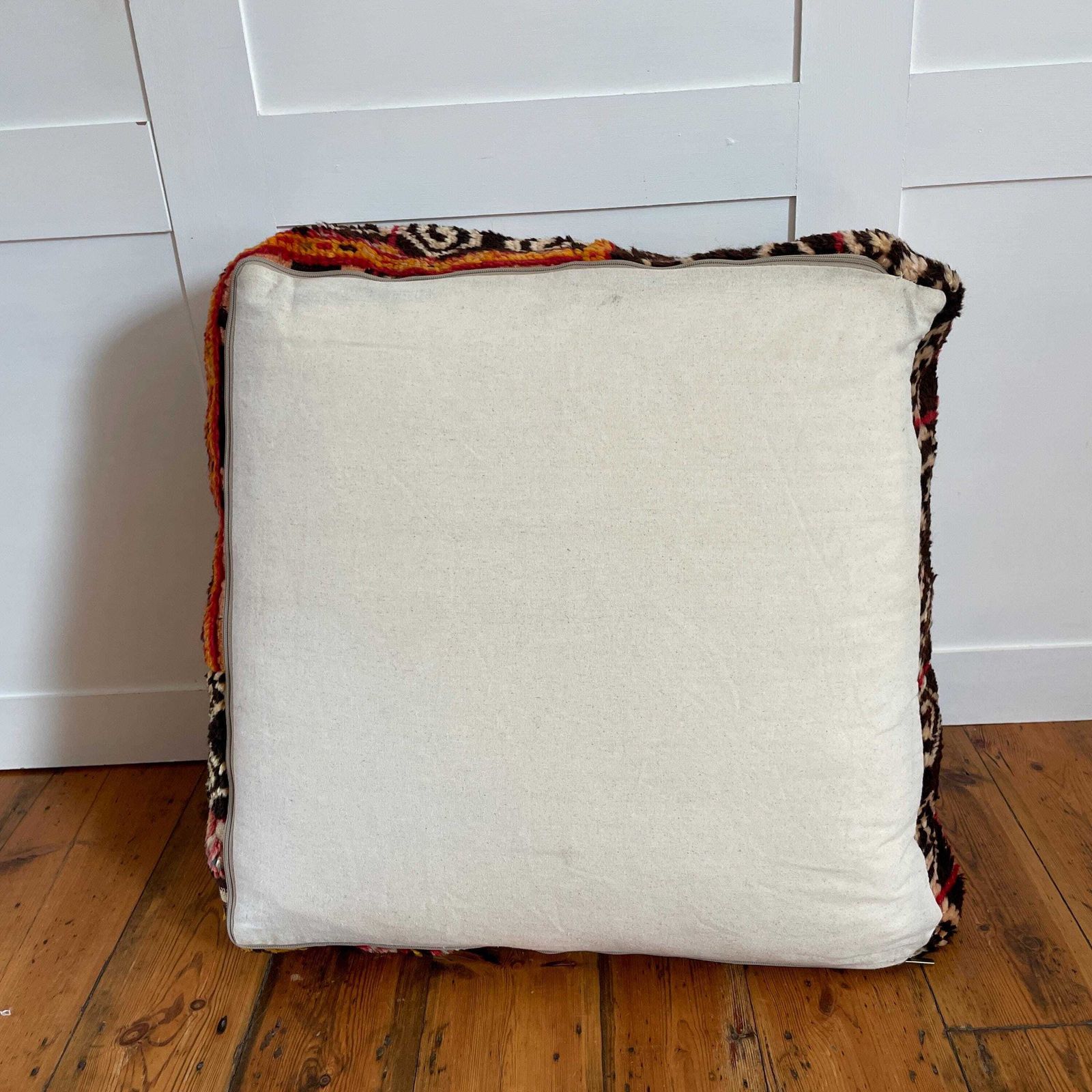 Vintage Moroccan Pouf Footstool Kilim Carpet Handwoven Wool 60x60x17cm Traditional Lounge Pouffe Cube Square Floor Cushion Cream Pattern photo buy