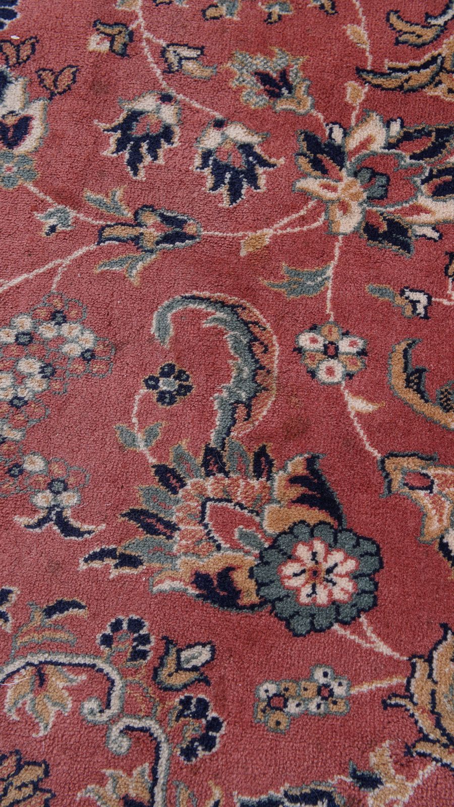 Large And Colorful Oriental Rug With Mainly Red And Pink Tones 345x250cm photo 496.15139999999997