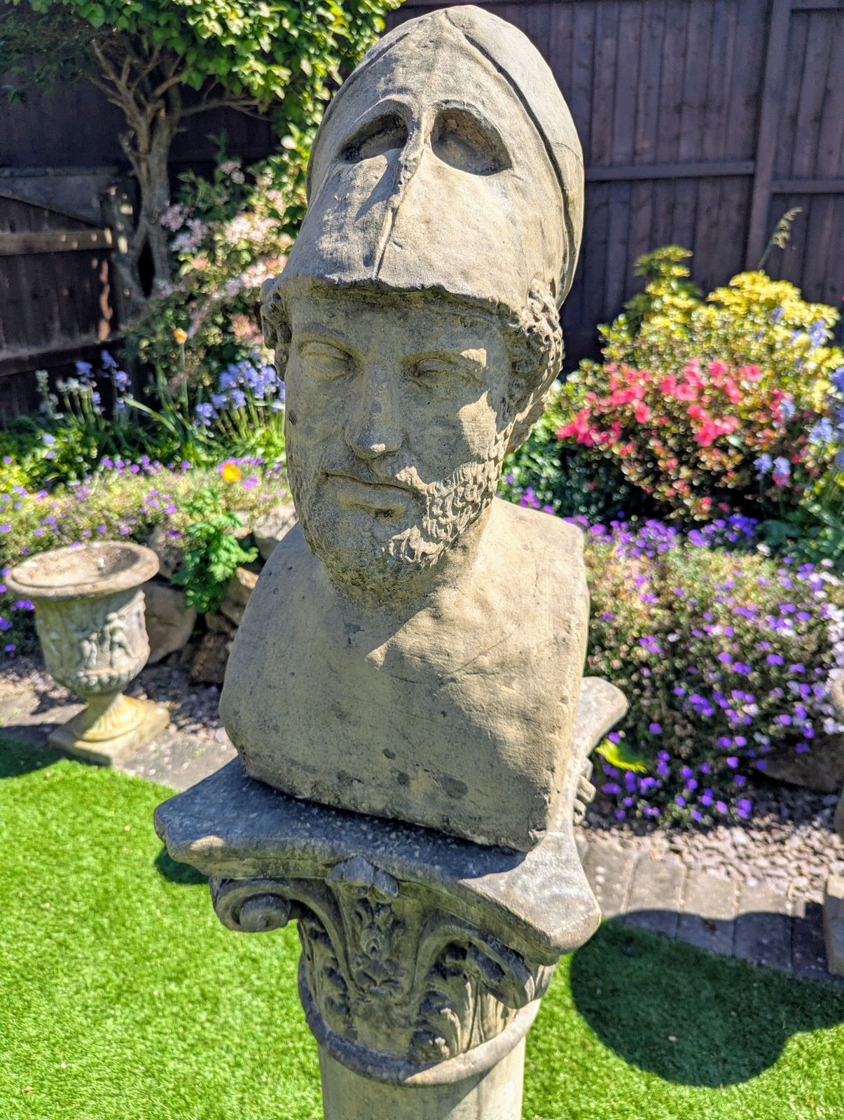 photo vintage Pericles Greek Statesman !Garden Ornemant English Stone ( Delivery Available Via Our Own Specialist Courier Company 0195.