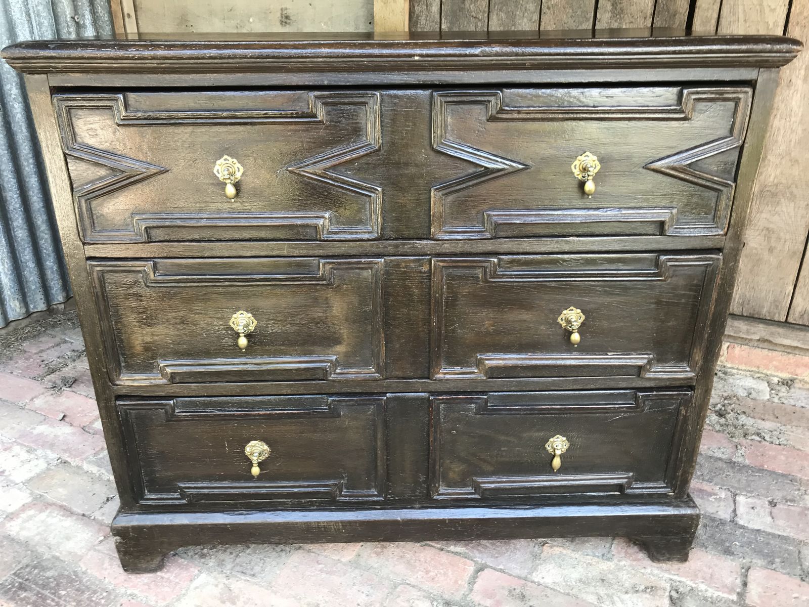 17th Century Oak Continental Chest Of Drawers. photo vinterior