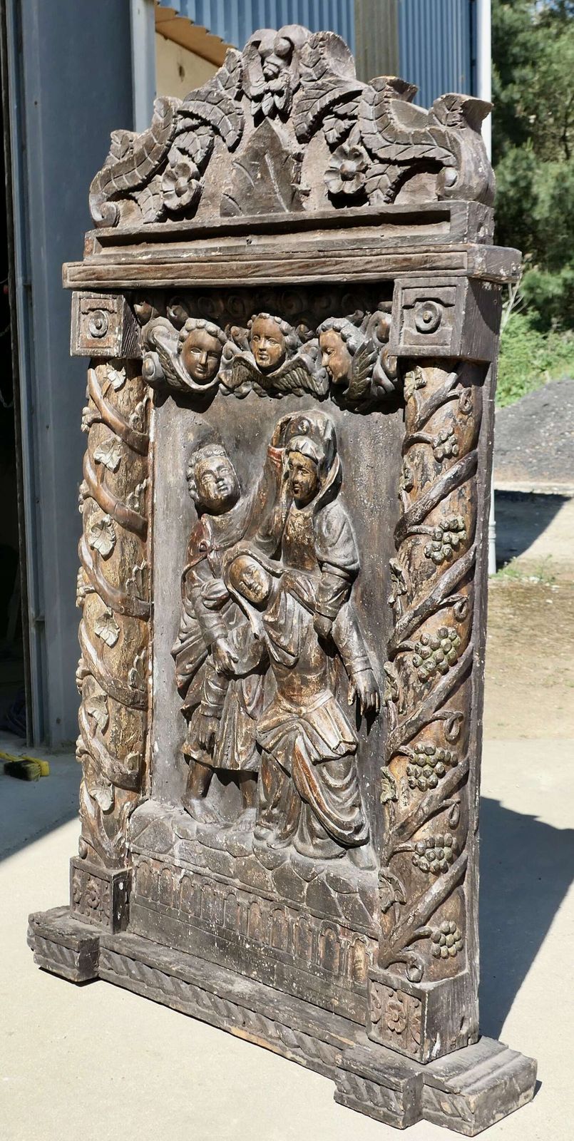 Large European Mediaeval Oak Carving Of Christ In The Tomb photo vinterior
