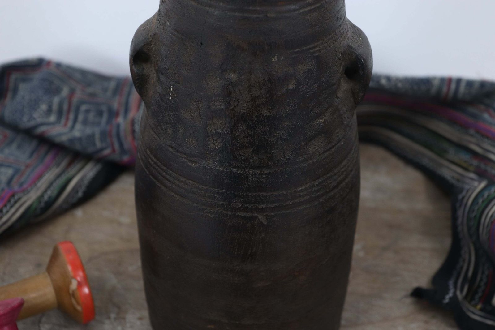Late 19th Century Nepalese Milk Pot (3) photo vinterior