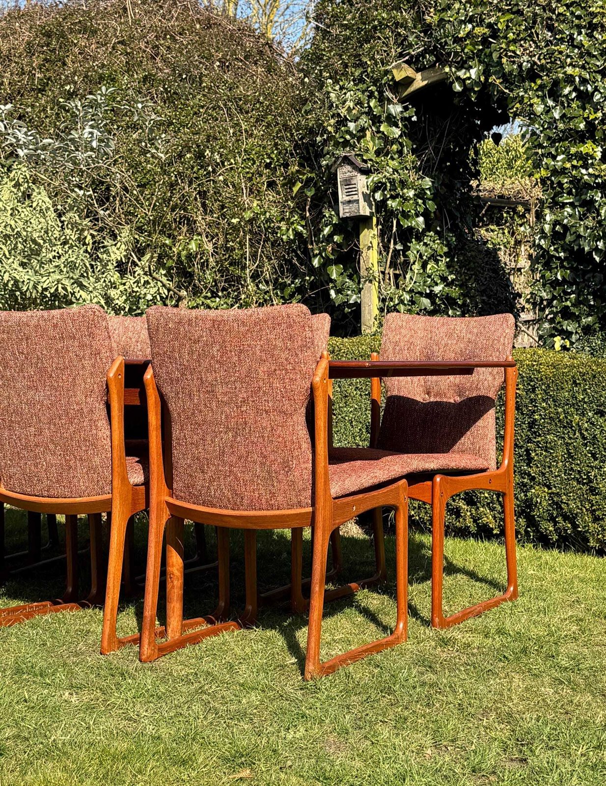 Mid Century Modern Danish Teak Dining Set Eight Teak Dining Chairs By Vendrup Stolefabrik And A Large Dining Table By A M Moller photo 3950.0