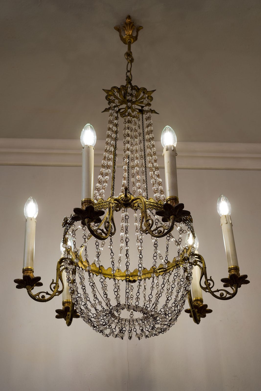 Antique French Empire Balloon Style Chandelier   6 Lights. photo vinterior