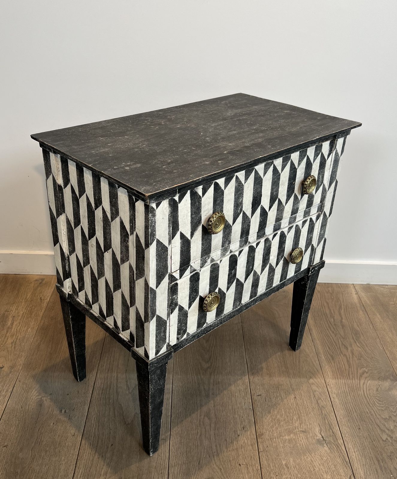 Small Italian Chest Of Drawers Opening With 2 Drawers Patinated With A Trompe L'oeil Checkerboard photo for sale