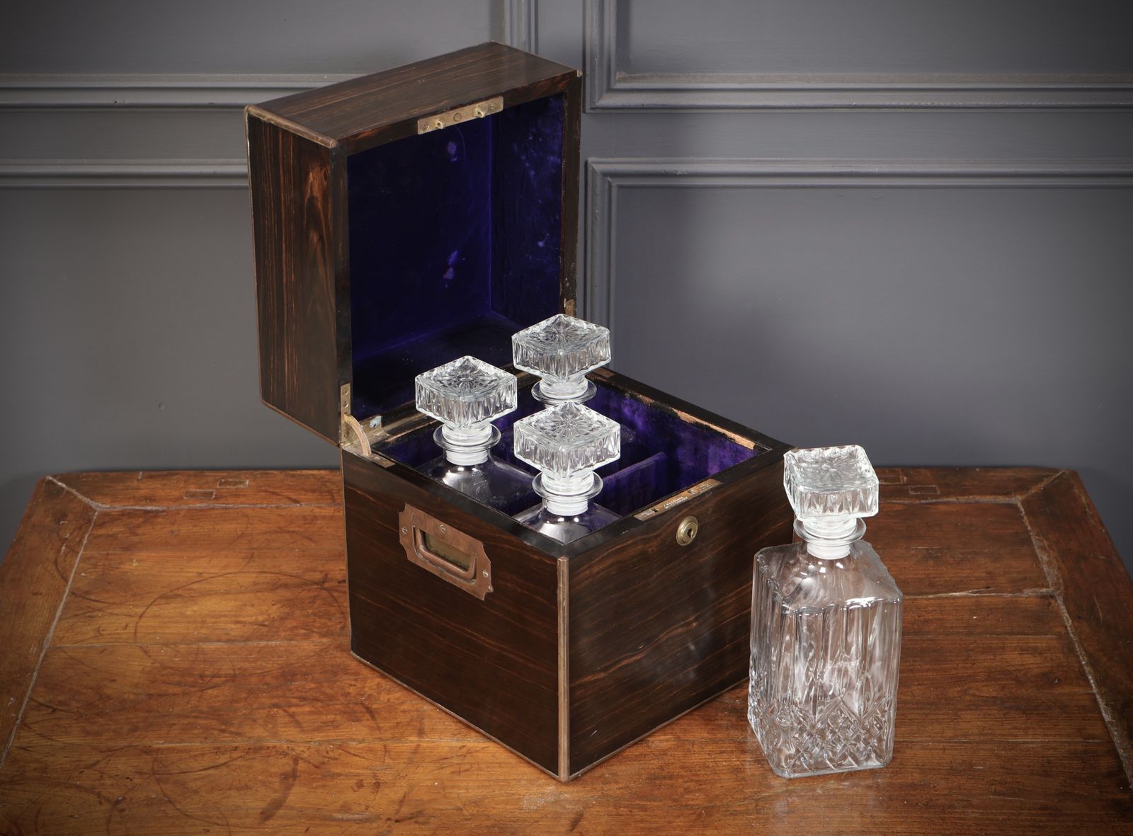 Victorian Coromandel & Brass Mounted Decanter Box photo buy